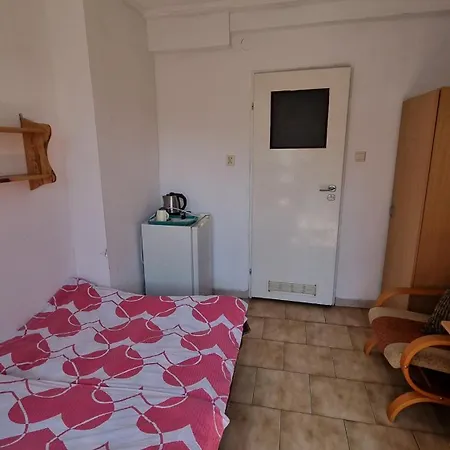 Goscinne Wiejska 11 ホームステイ *